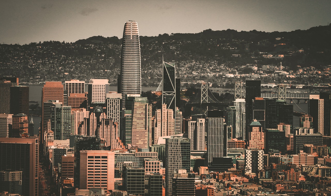 早报：学费交多少算够啊