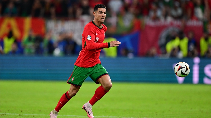 记者：艾纳维和科内排除韧带损伤，力争参加与那不勒斯榜首战